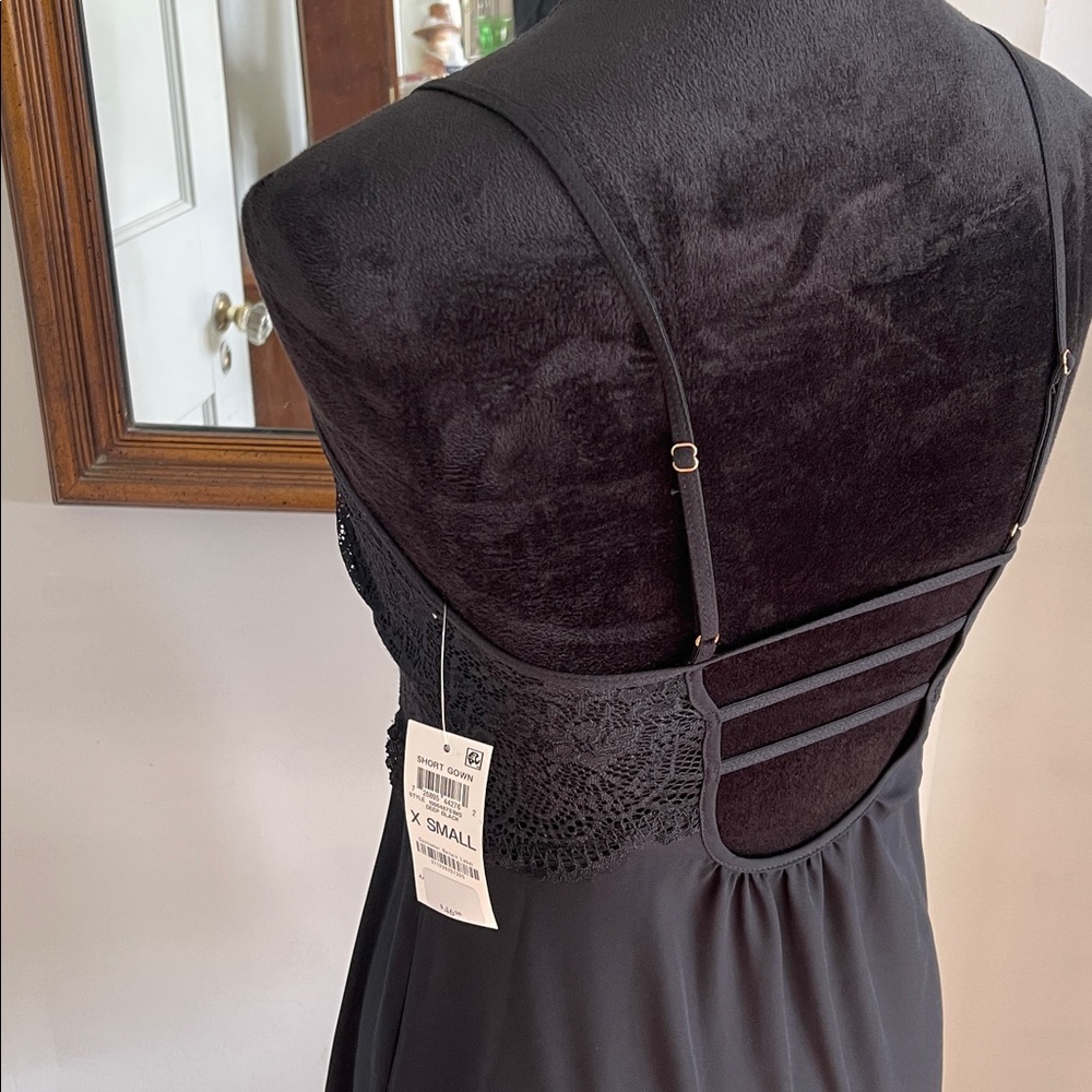 INC International Concepts Black Lace short gown,lingerie/slip. Size XS. NWT
